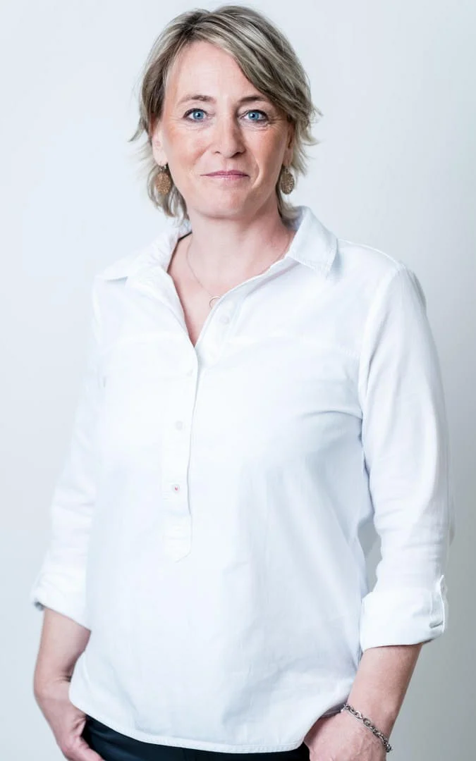 Mag. Julia Hölzl